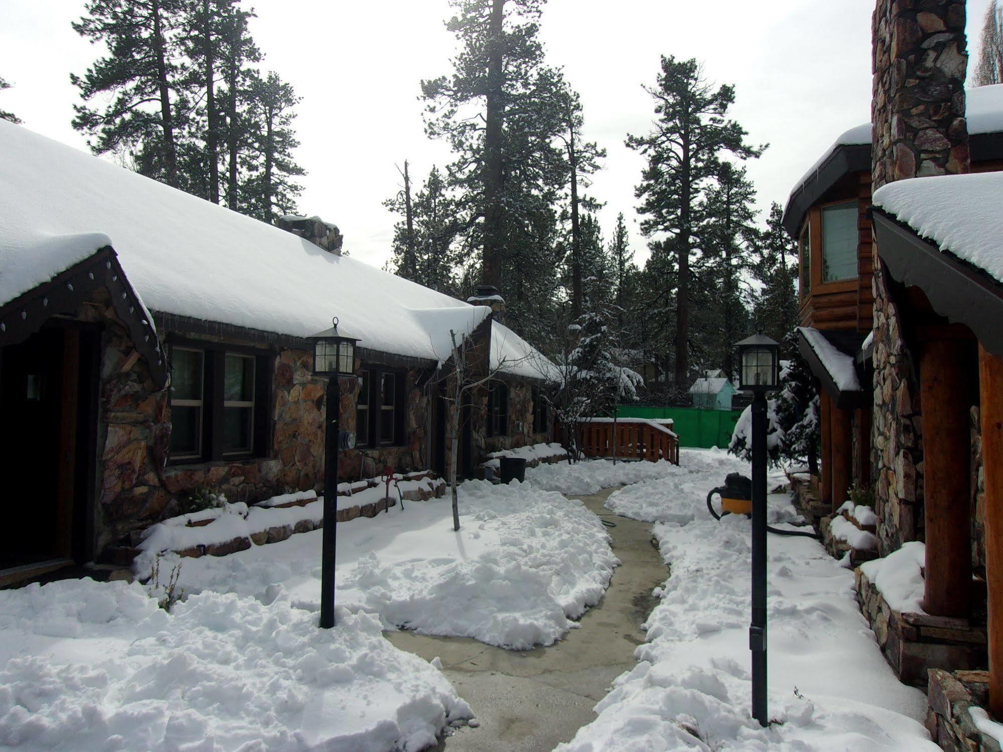 Embers Lodge & Cabins Big Bear Lake Esterno foto